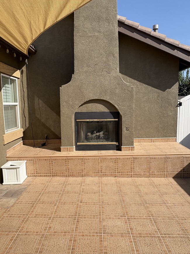 Building Photo - 8610 Bolsena Ln