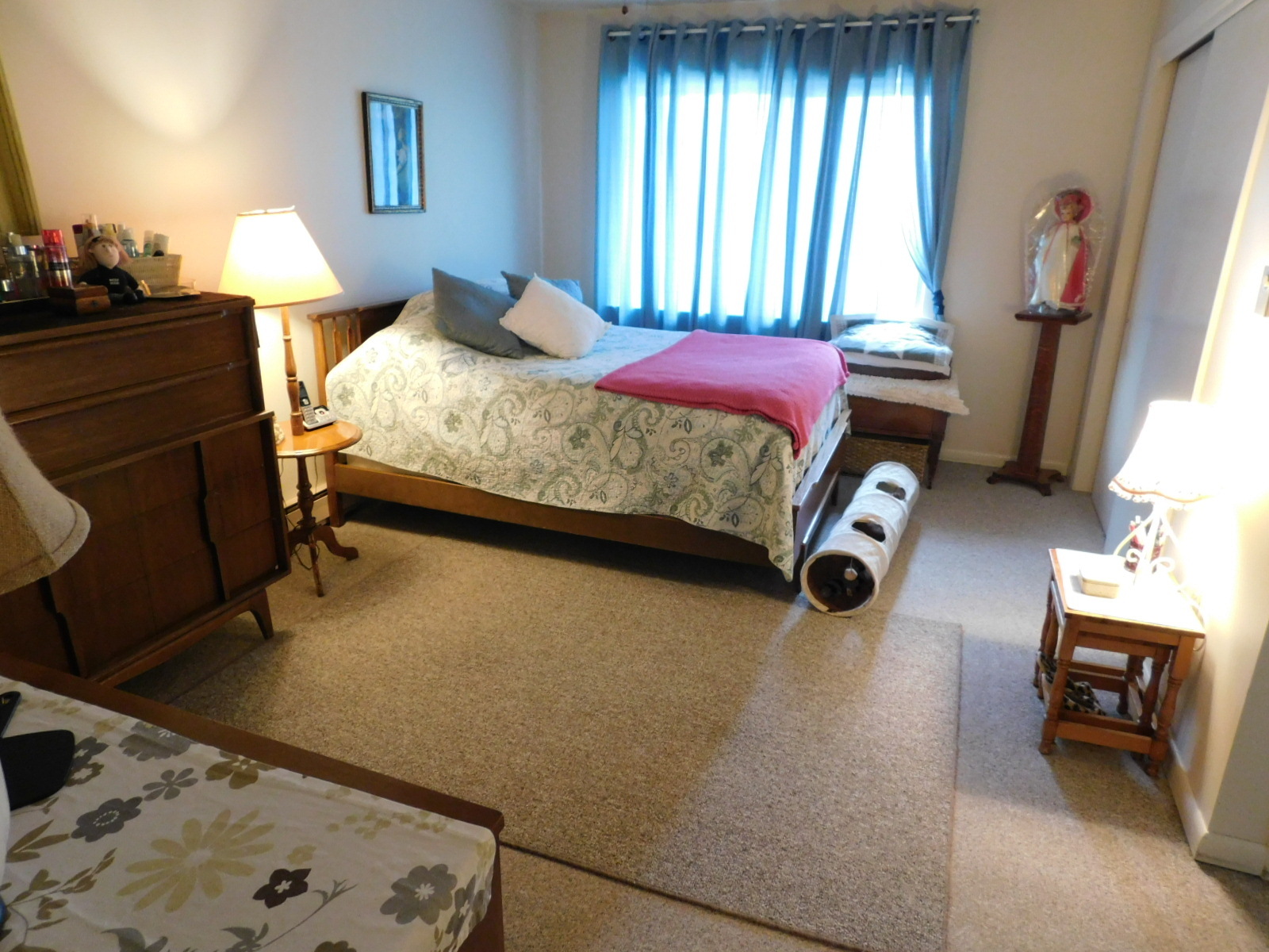 Bedroom - 1553 W Grandview Blvd