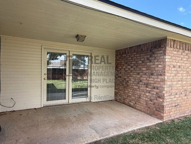 Building Photo - 4407 Van Winkle Dr