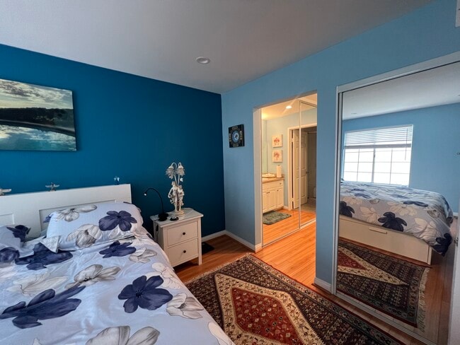 Bedroom + Closet #1 - 5520 Owensmouth Ave