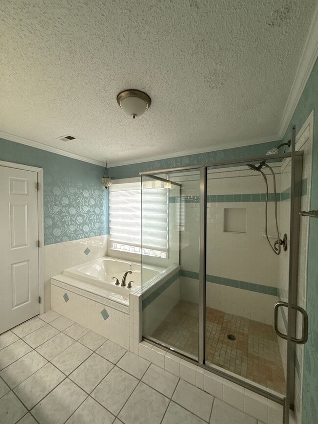 Building Photo - T.R. Lawing Realty Property