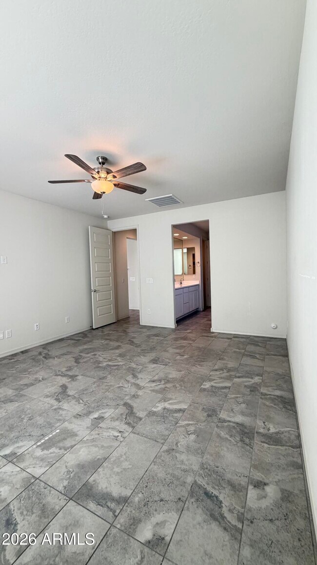 Building Photo - 8529 S 67th Dr