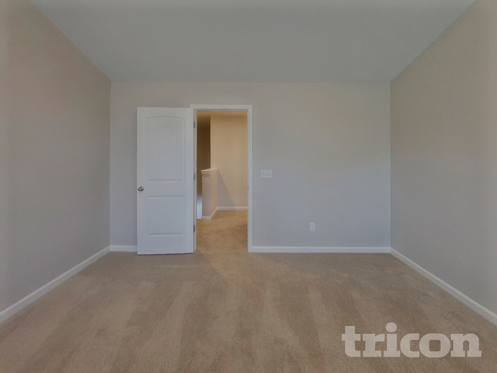 Building Photo - 2170 Southlea Dr