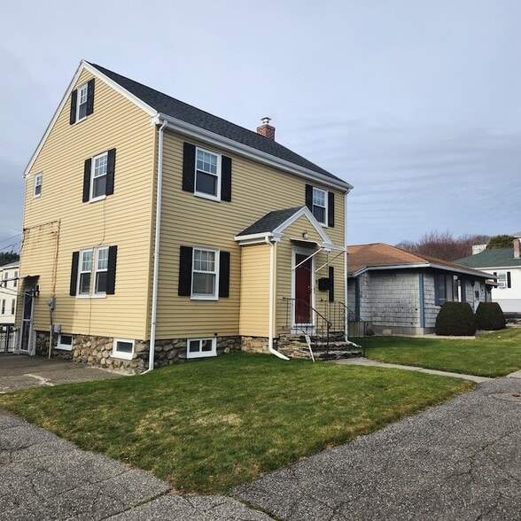 Building Photo - 5 Liscomb St