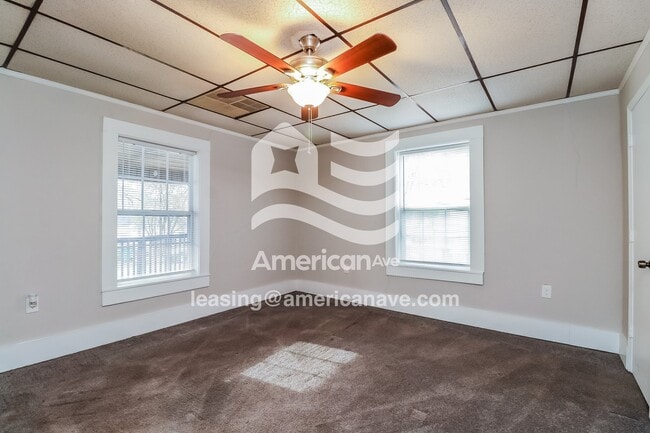 Building Photo - 209 Poplar St