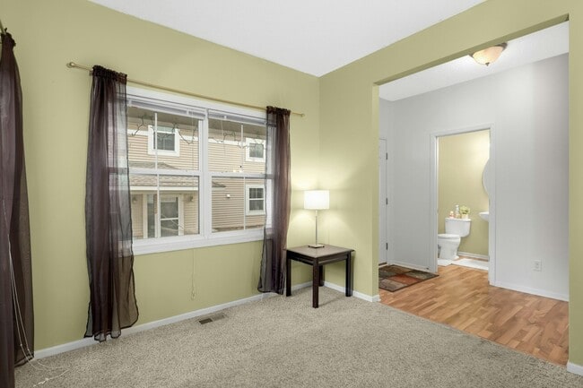 Building Photo - 10178 Indigo Dr