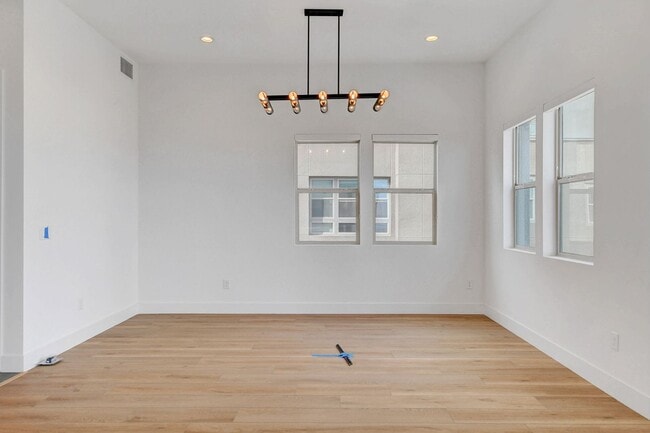 Building Photo - Stunning Luxury Toll Brothers Cordillera 4 bedroom!