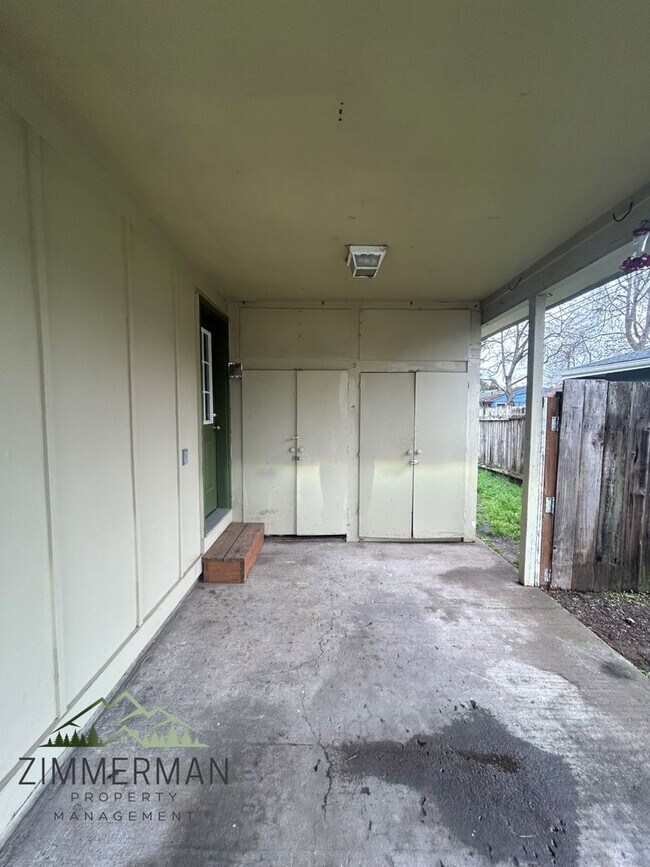 Building Photo - 1635-1645 Polk St.