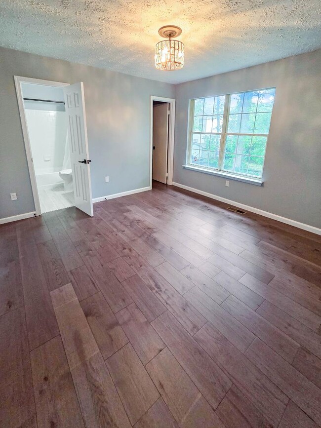 Building Photo - 5121 Beaugregory Ct