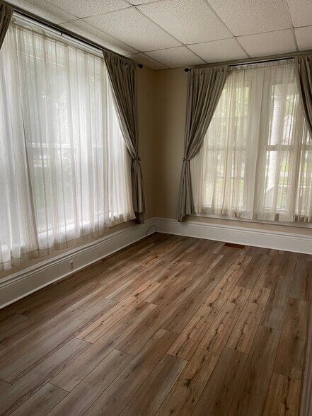 Building Photo - 54 Oxford Rd