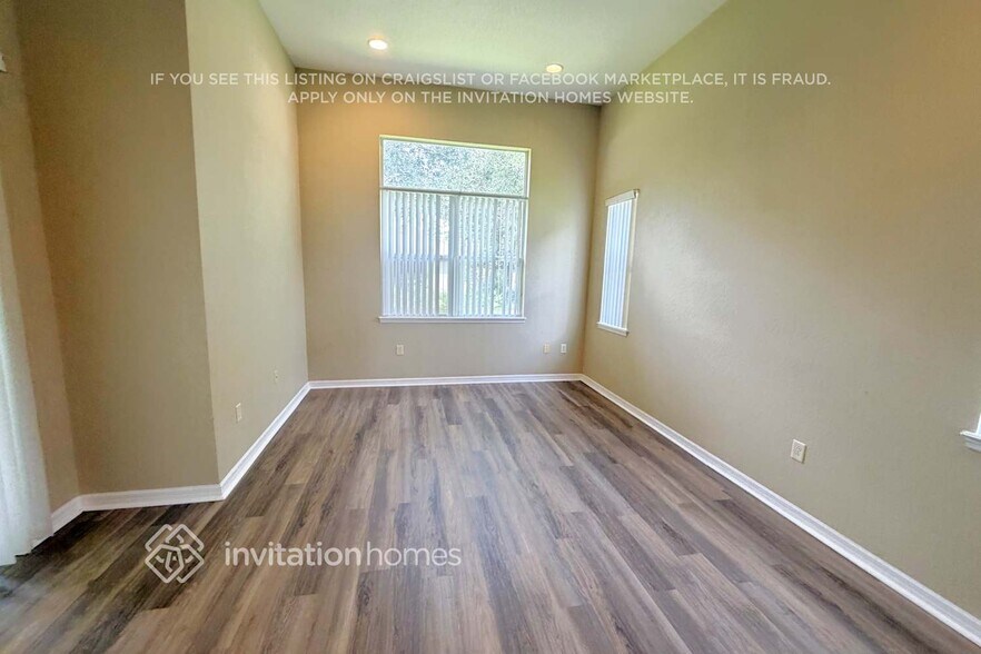 Building Photo - 2908 Vista Ct
