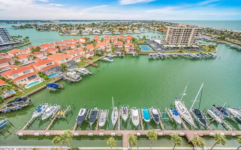 Building Photo - 1621 Gulf Blvd