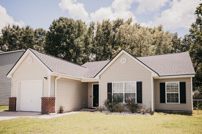 Primary Photo - 139 Old Tree Rd