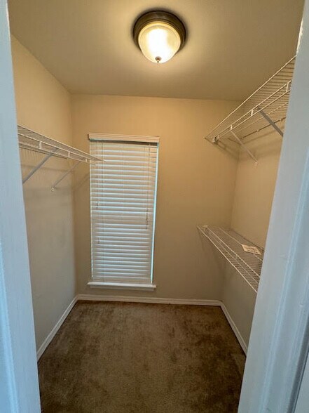 Building Photo - 57143 Diamondhead Dr E