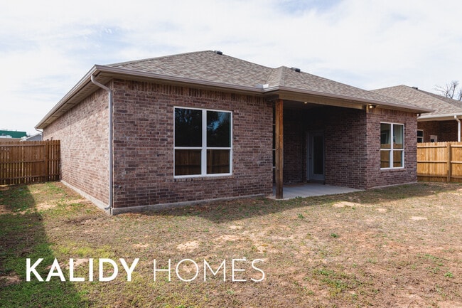 Building Photo - 512 Remington Ave