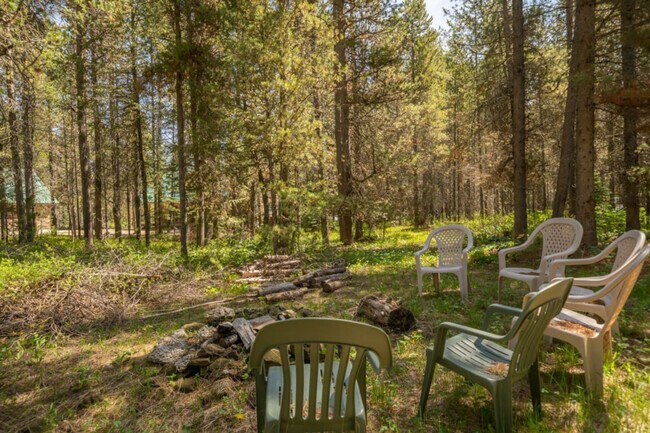 Building Photo - 3627 Bills Loop Rd