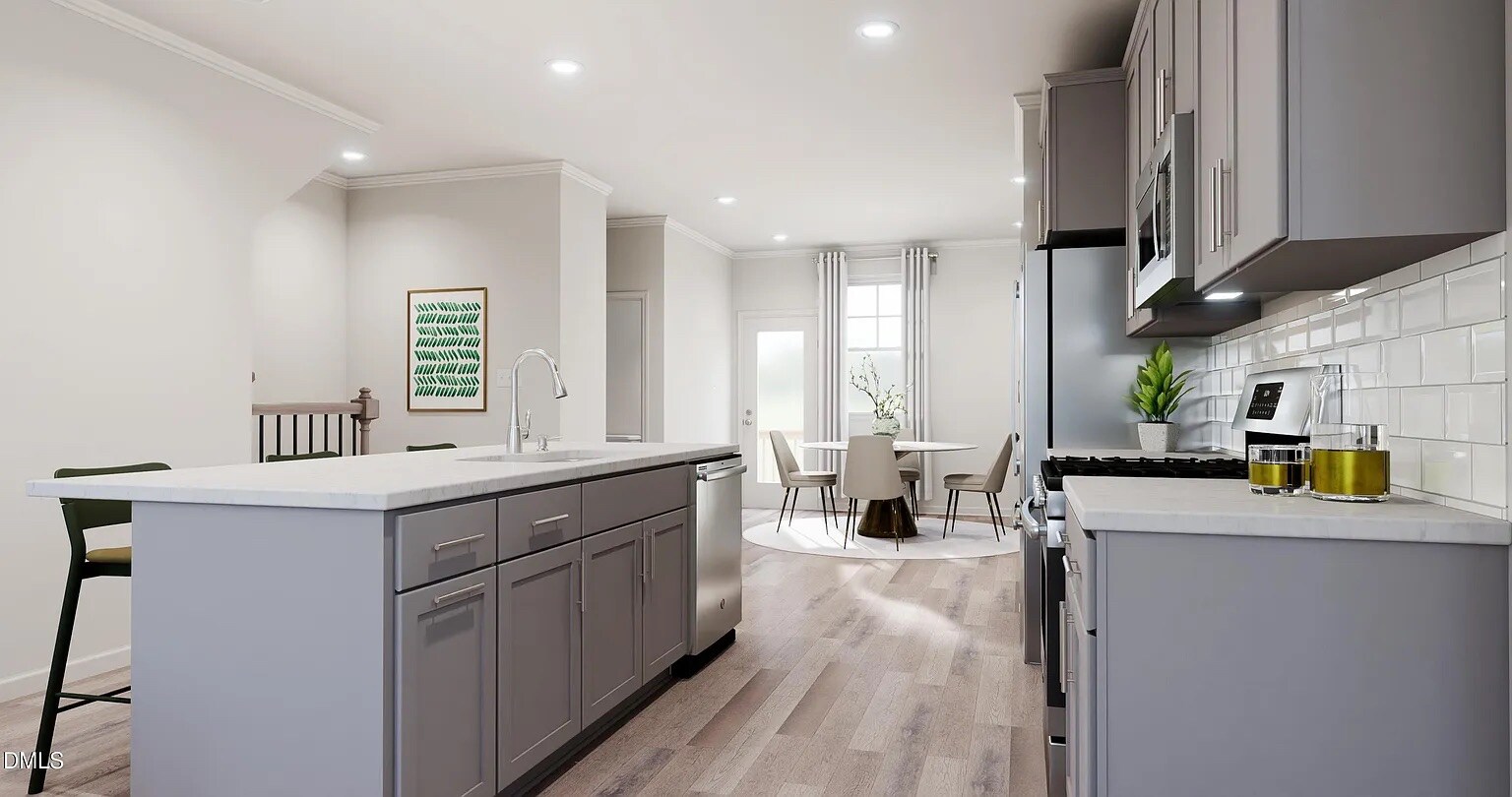 Building Photo - Room in Townhome on Gypsum Dr