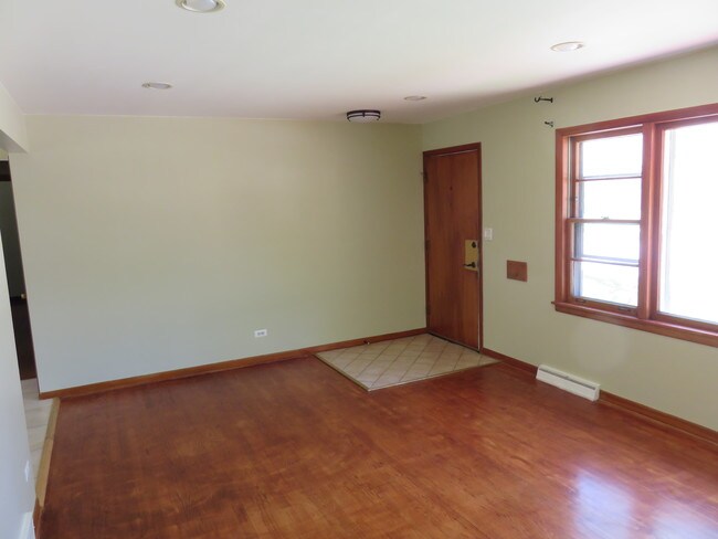 Building Photo - 1673 Ash St