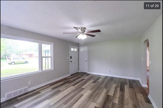 Building Photo - 4801 Oak Park Dr