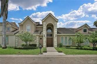 Building Photo - 21 Bales Rd