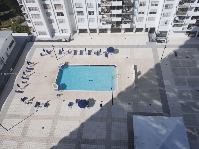 Building Photo - 2750 NE 183rd St