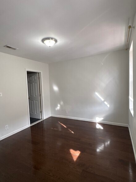 Building Photo - 3156 Agate St