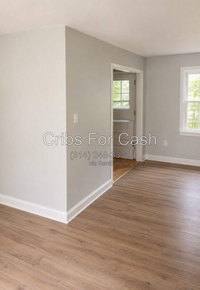 Building Photo - 152 Segura Ave