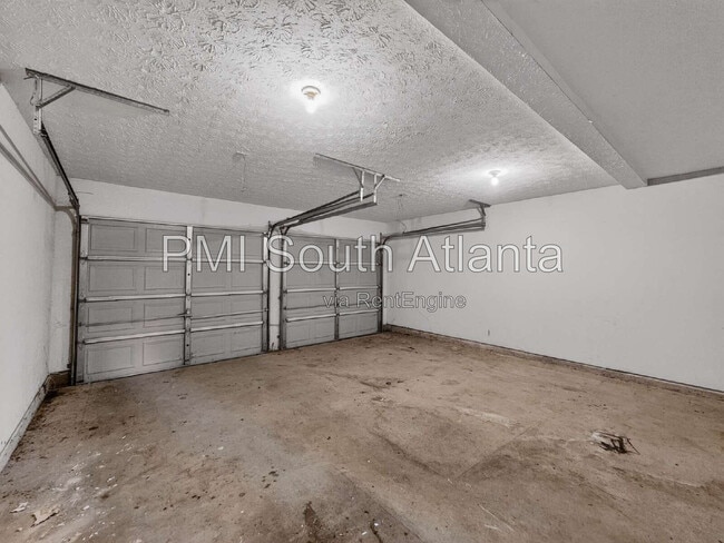 Building Photo - 5722 Shoals Pl Trail