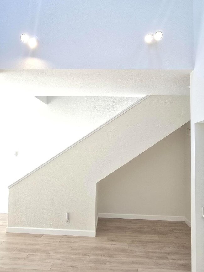 Building Photo - 119 Harbor Seal Ct