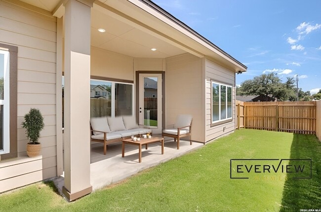 Building Photo - 405 Park Cir