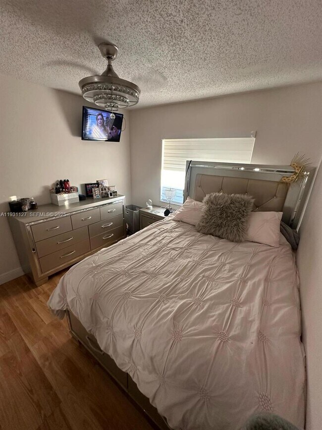 Building Photo - 7145 W 31st Ave