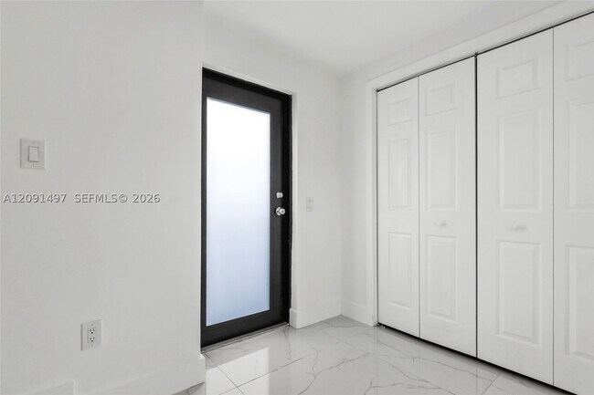 Building Photo - 431 E 62nd St