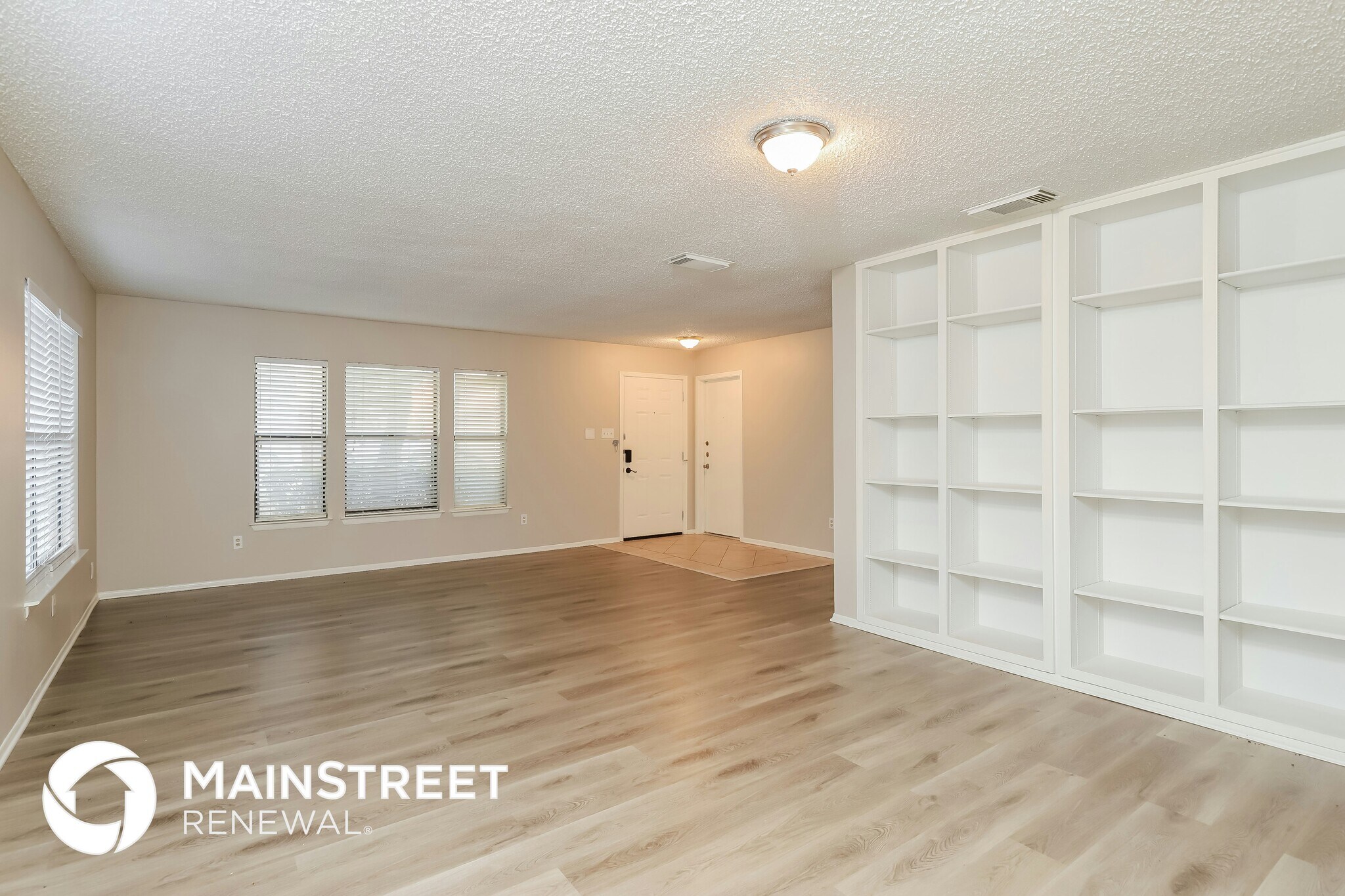 Building Photo - 13406 Forum Rd