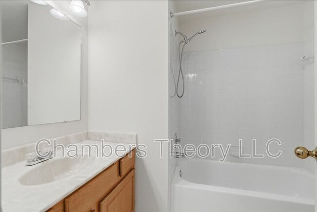 Building Photo - 12328 Quiet Hollow Ct