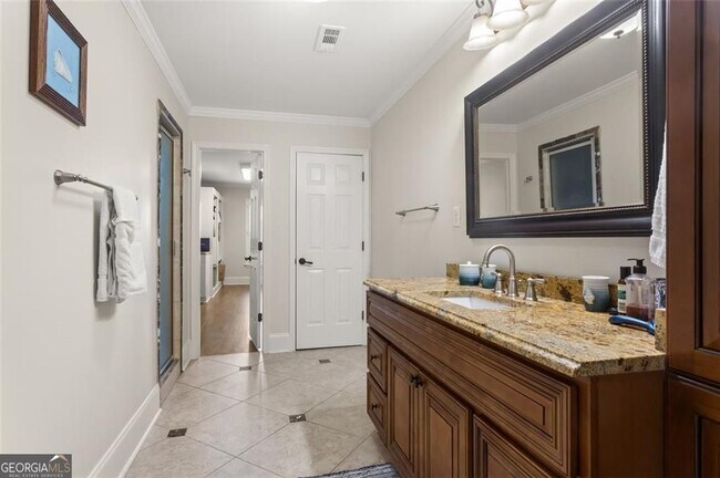 Building Photo - 415 Lyerly Pointe