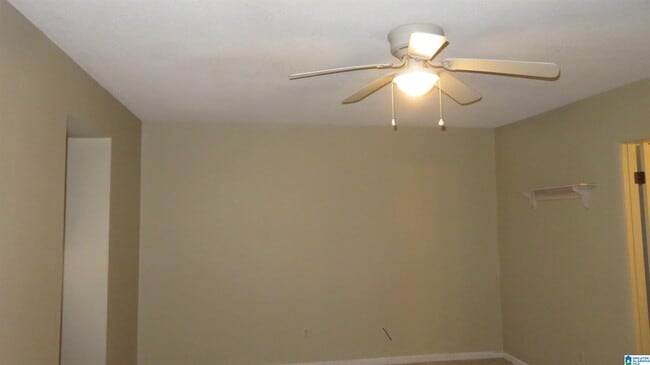 Building Photo - 3937 Montclair Rd