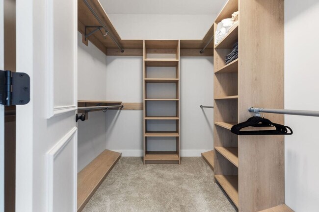 Building Photo - 28294 Ferry Rd