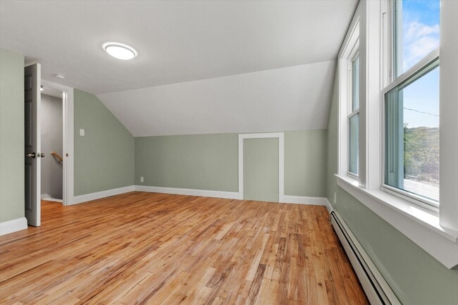 Building Photo - 3 Providence Hill Rd