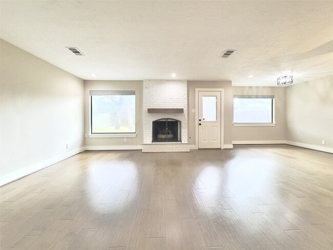 Building Photo - 14103 Kellywood Ln