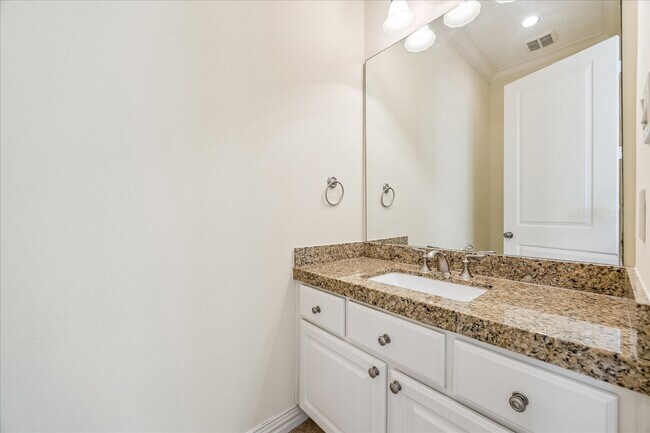 Building Photo - 14450 Kingston Cove Ln