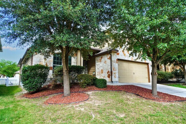 Building Photo - Stunning 3-Bedroom Home with Office in Cha...
