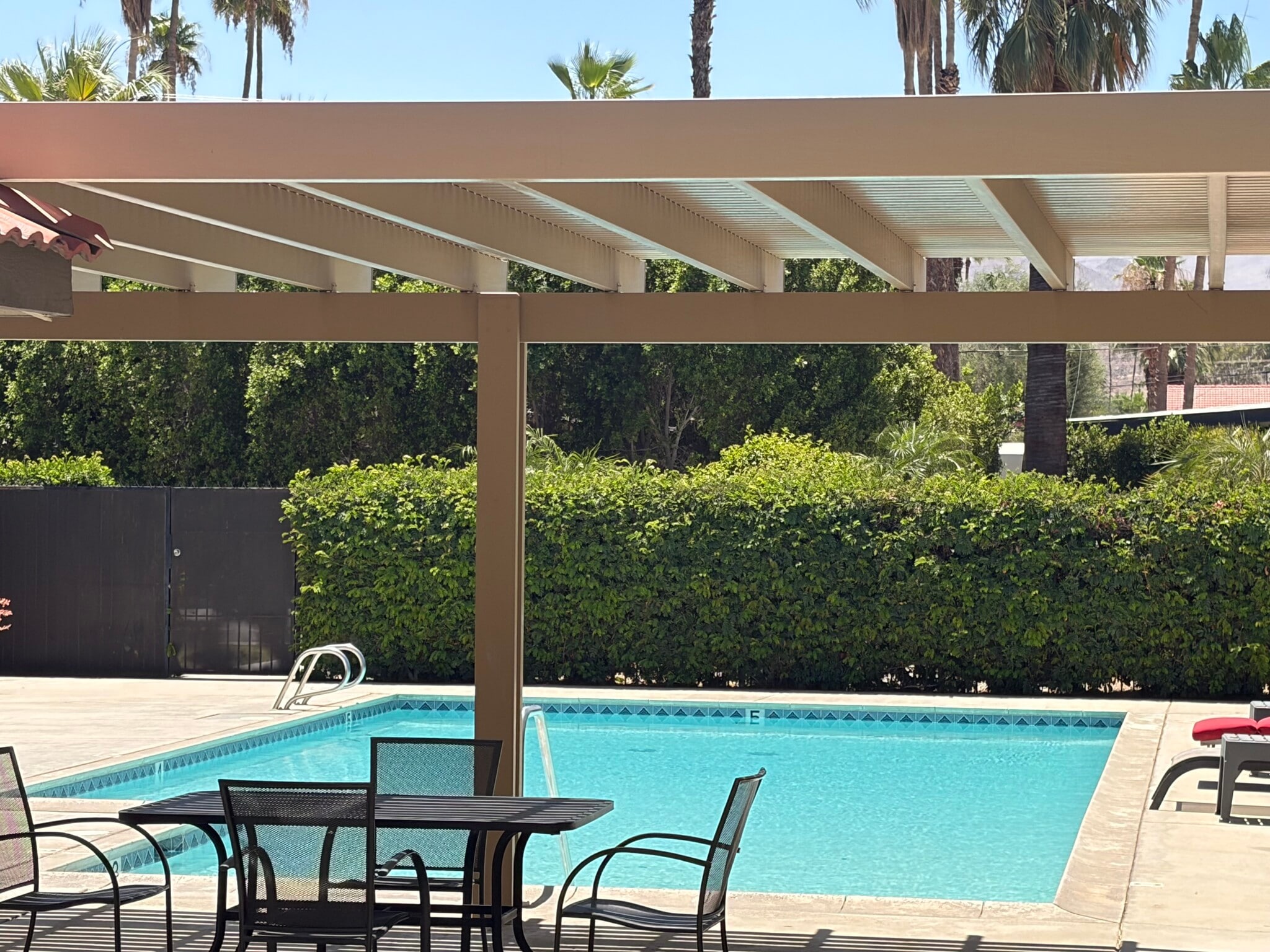 Community pool - 74549 Sagebrush Dr
