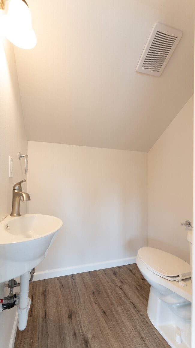 Building Photo - 16321 127th Pl SE