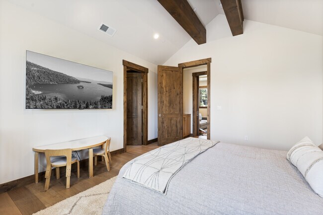 Building Photo - 10116 Corrie Ct