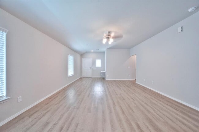 Building Photo - 2637 Shady Cedar Ct