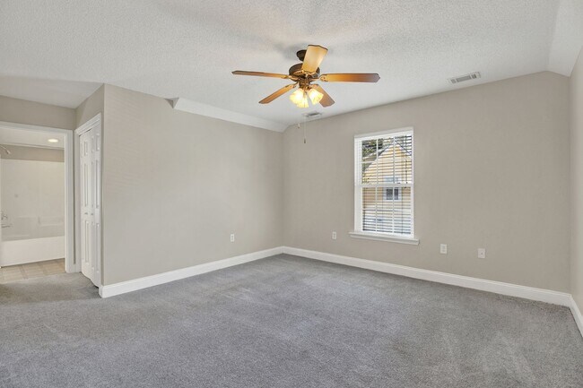 Building Photo - Turtle Landing