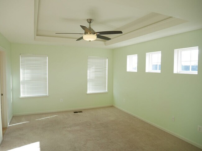 Building Photo - Large End-Unit Townhome- Owings Mills, MD