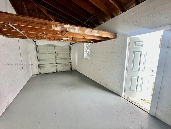 Building Photo - 11925 NW 3rd Ave