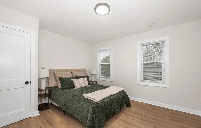 Building Photo - 206 Dill Ave