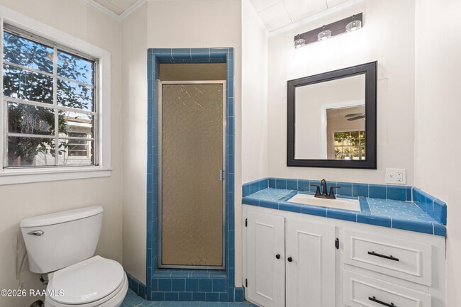 Building Photo - 240 N College Rd